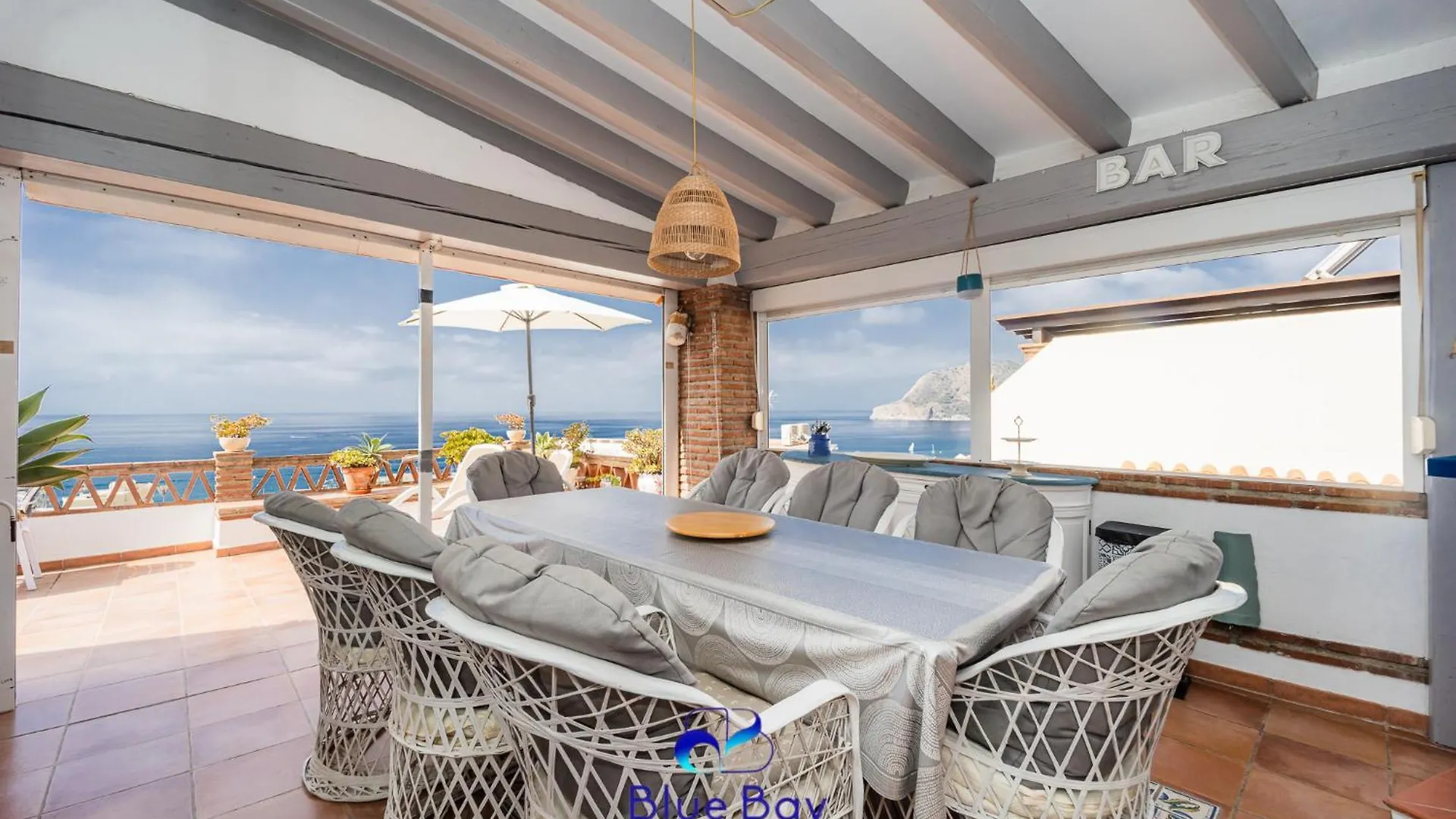 Casa Tropical Villa La Herradura